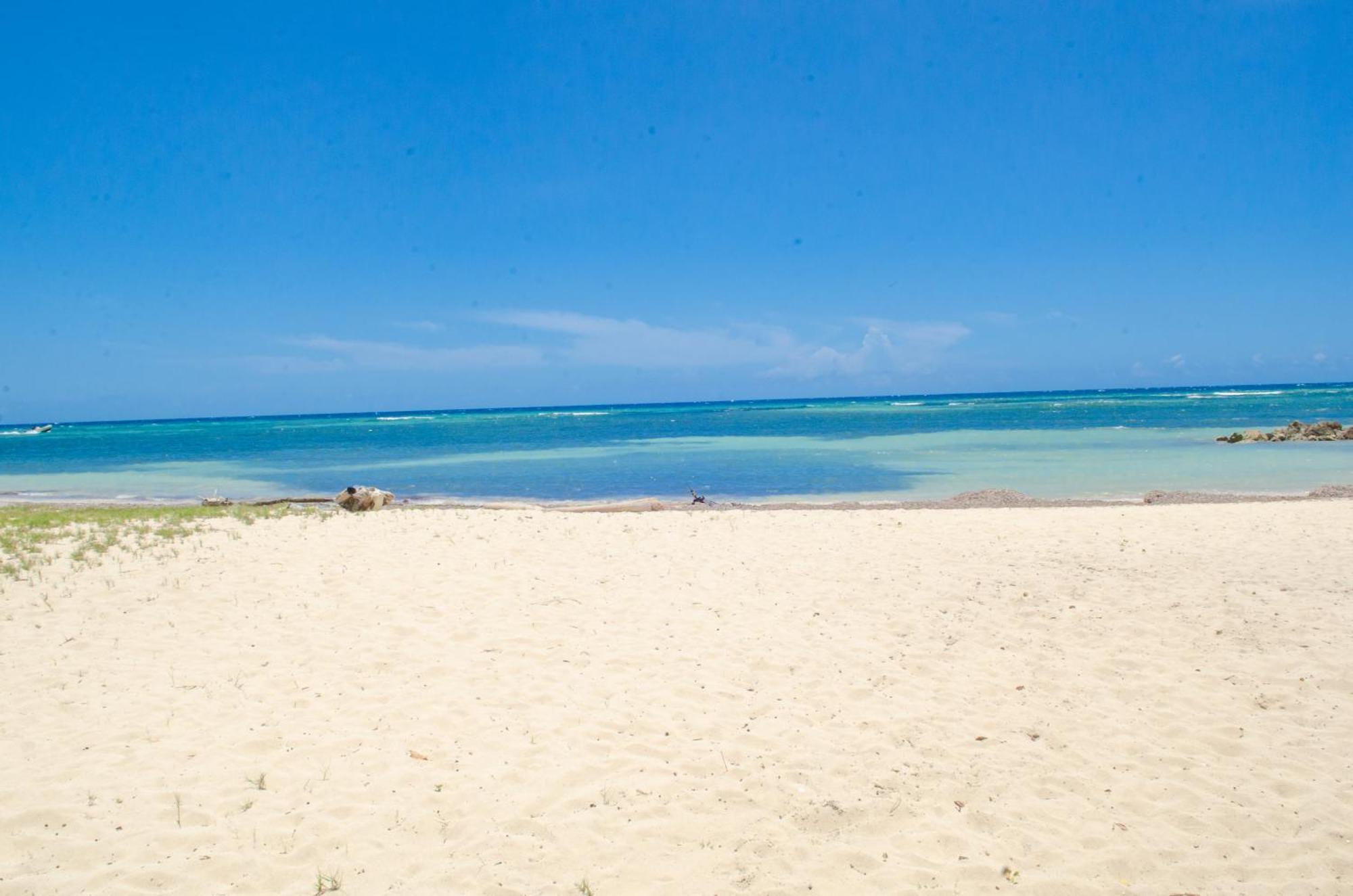Marriott Seacastles E22, Montego Bay Aparthotel Exterior photo